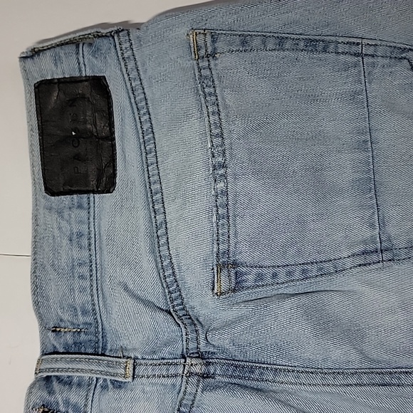 PacSun Slim Medium Wash Jeans/  31X 32. - Picture 6 of 13